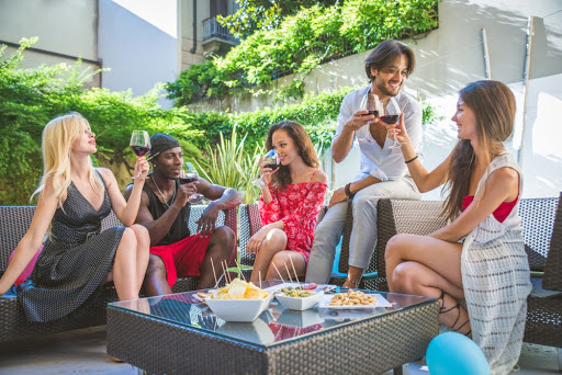 friends party></p><p>
	Transform your paved yard into a socialite paradise by creating a stunning and fully functional outdoor lounge complete with a seating area, BBQ, and even a bar. Your friends and family will be asking to come round every weekend, and the neighbors will be green with envy.</p><p>
	Privacy walls made using long rectangular planters can help you plant ornamental grasses or bamboo to keep you, and your guests hid out of sight, creating a cozy area to enjoy each other's company in privacy.</p><h3>
Be More Zen
</h3><p>
	<img src=